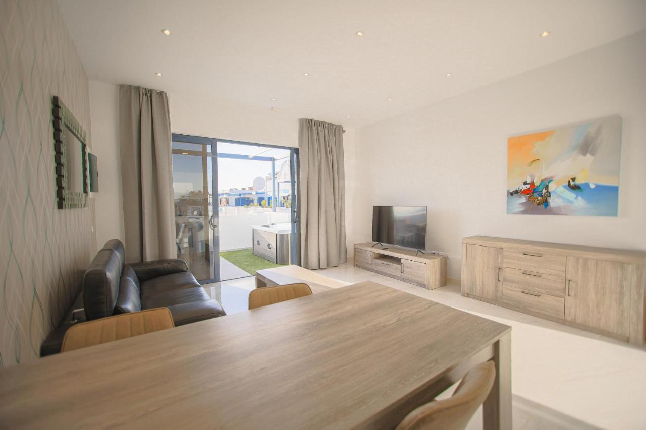 Atlantico Plaza 2A - 2 beds - 2 baths Apartman Puerto del Carmen  Kültér fotó